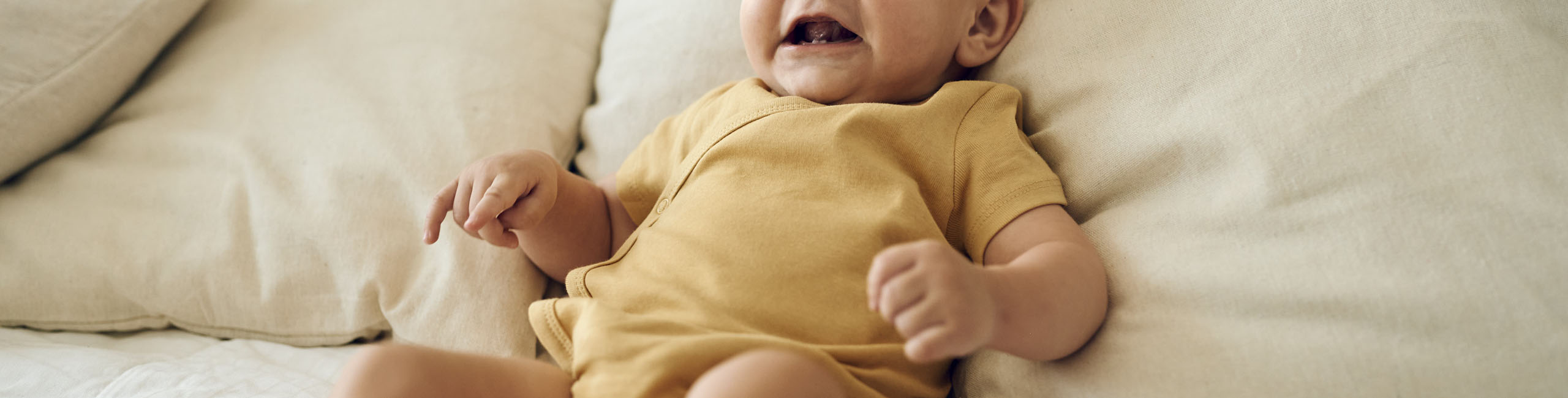 Bebin plač tijekom kolika – znakovi nelagode kod dojenčadi.